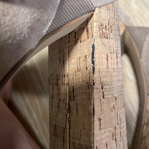 Charles by Charles David Block Heel Platform Sandal - Picture 8 of 9